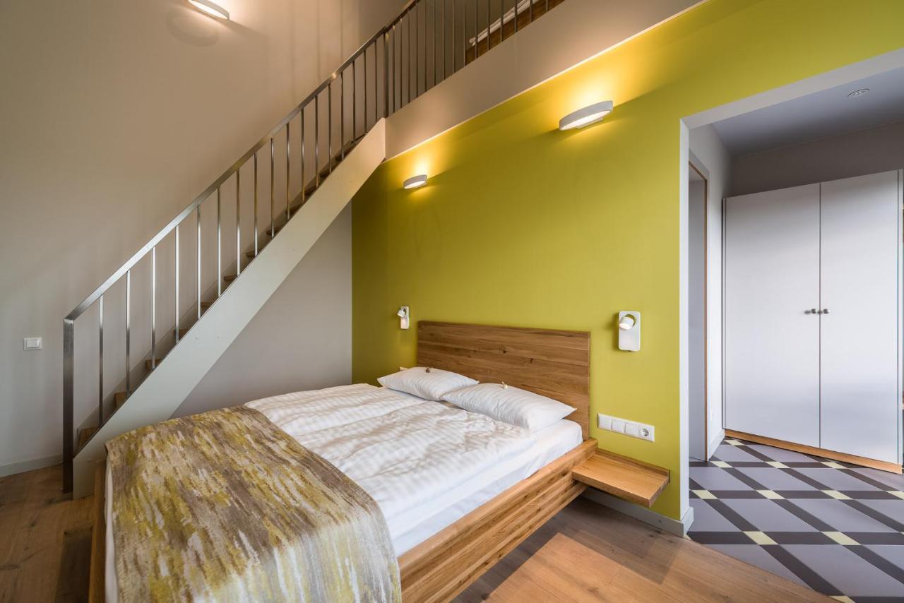 Hotel Mikelis Uzvara Екстер'єр фото